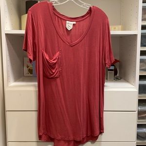 White Crop super-casual pocket T-shirt, from The Buckle